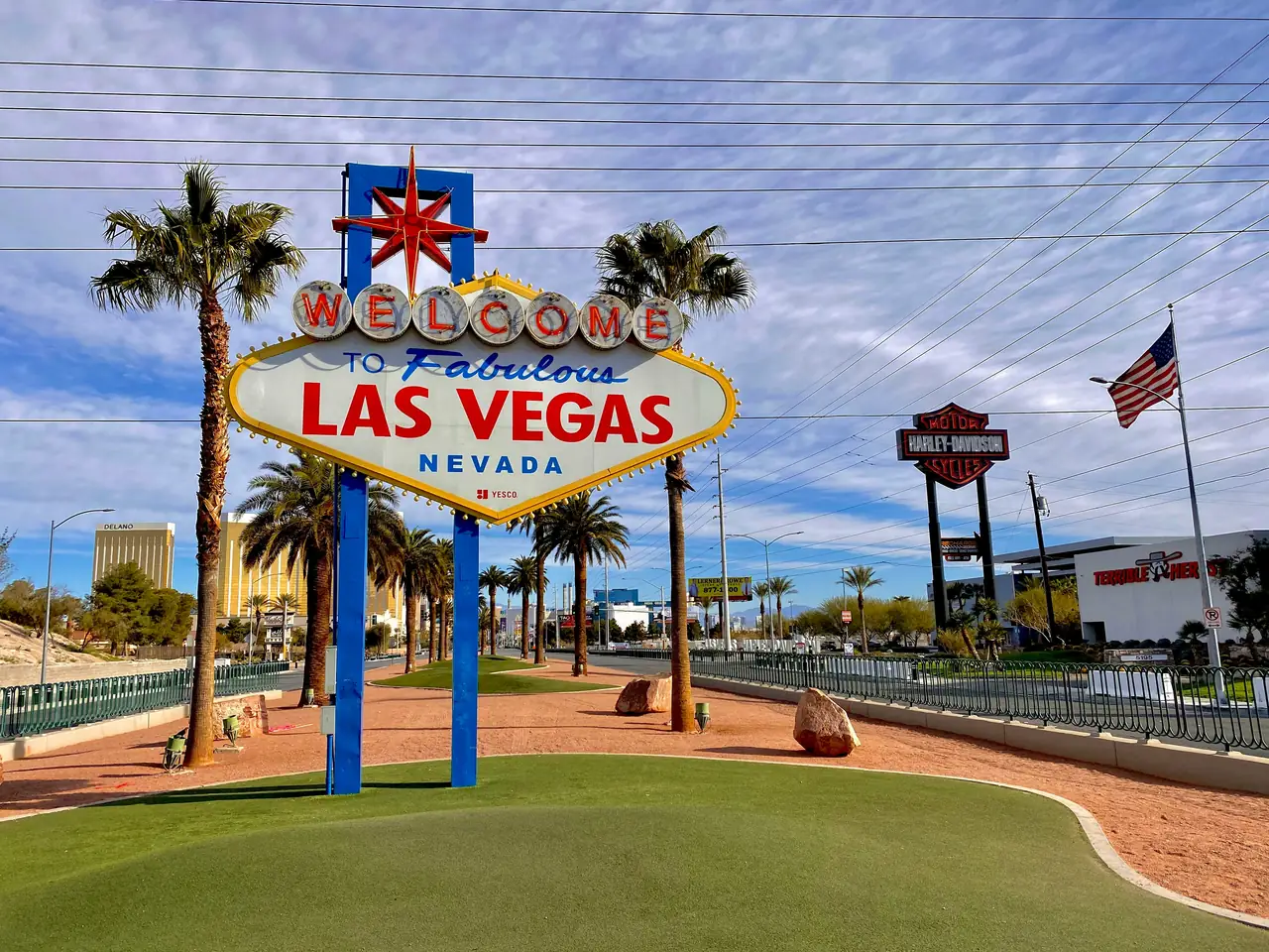 Welcome to Las Vegas. Photo by David Lusvardi.