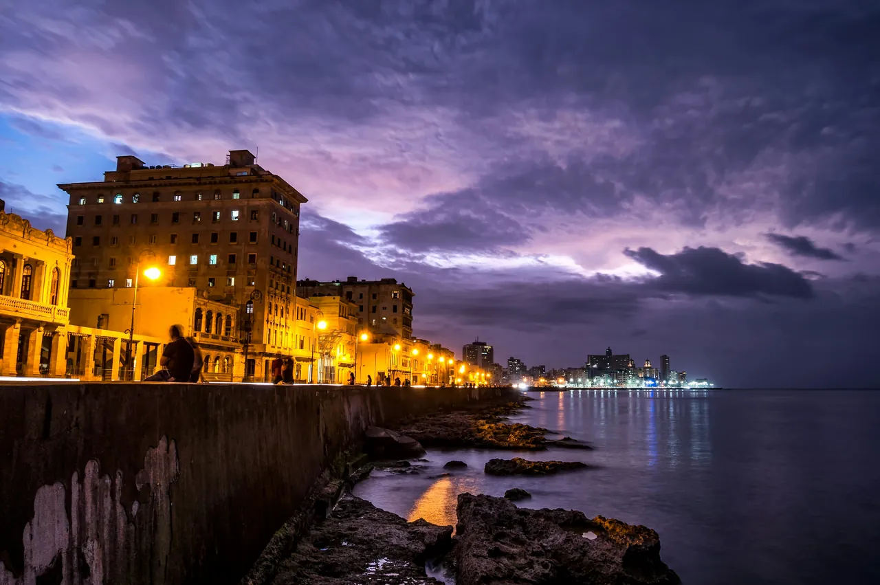 Panoramic view of a city sea shore alley. Photo by Toomas Tartes