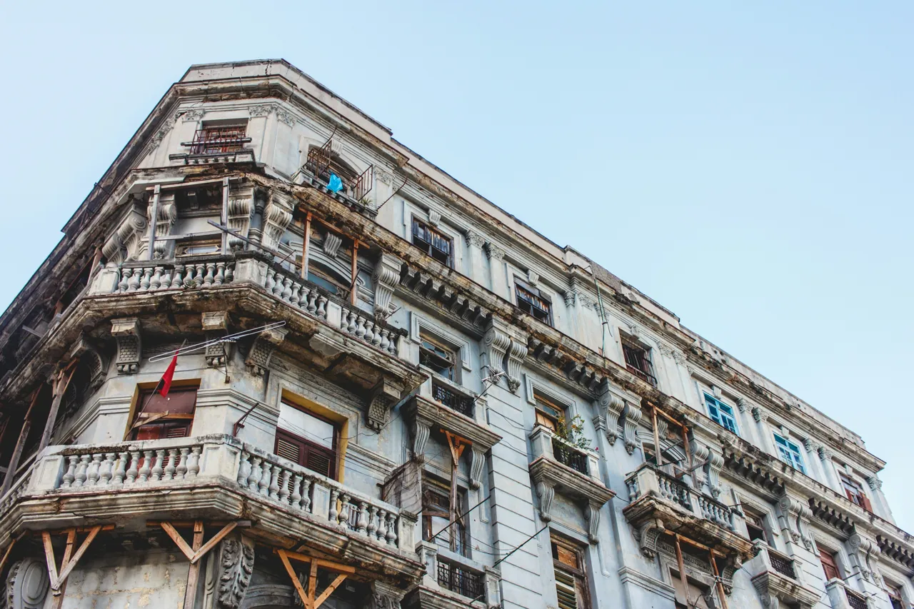 Old building in bad shape. Photo by Connor Luddy.